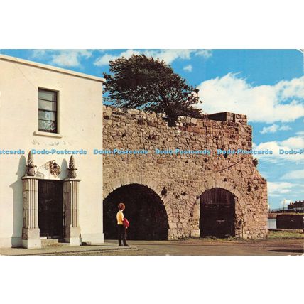 D023741 Spanish Arch. Galway. Co. Galway. Ireland. Litho Canada. N. P. O. 1981