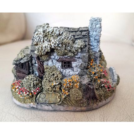 Lilliput Lane : The Hermatige
