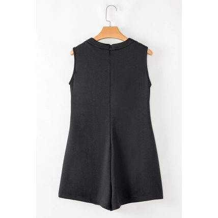 Black white Tie V Neck Pintuck Sleeveless Loose Romper