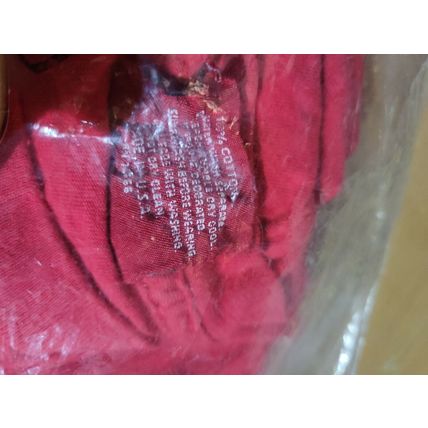 Marlboro Cigarettes Red Marlboro Country Store T Shirt New in package