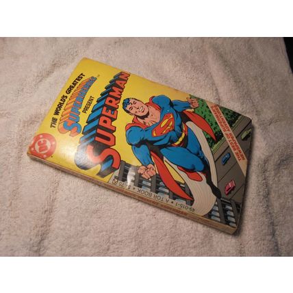JUSTICE LEAGUE NEWSPAPER STRIP Paperback, DC Comics, 1982!! $20.00 obo!