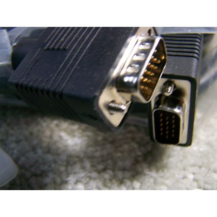 SVGA cable - 15MM - both connectors 15 male pin - new