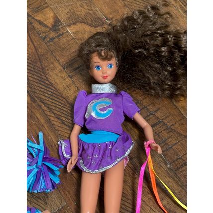 Cheerleading Courtney Best Friend of Skipper Doll #3933 1992 Mattel