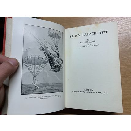 RARE* 1936 EILEEN MARSH PEGGY PARACHUTIST ILLUSTRATED FICTION VINTAGE BOOK (P4)