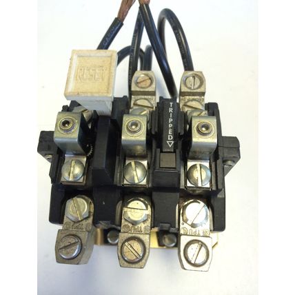 ALLEN BRADLEY 592-C0V16 B Relay 595-A02,BC