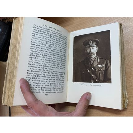 1935 1ST JOHN BUCHAN "THE KING'S GRACE 1910-1935" ILLUSTRATED HARDBACK BOOK (P4)