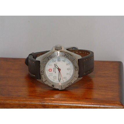 Pre-Owned Men’s Swiss Military 095 1427 Date Analog Watch