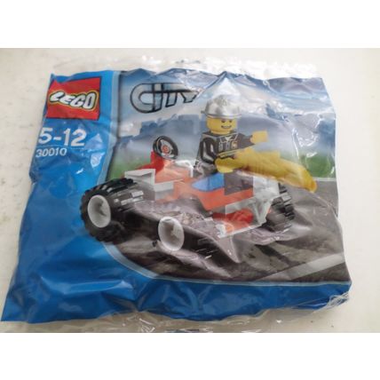 LEGO - 30010 - City - Fire Chief - Polybag - BNIP - Sealed