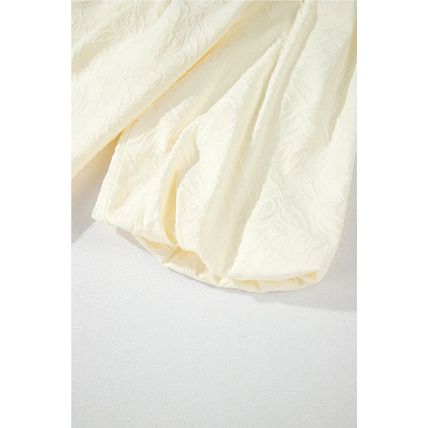 White Floral Textured Bubble Sleeve Frilled Notched Neck Dress