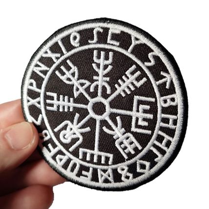Viking Helm Terror Iron On Embroidered Patch Badge Sew Logo 8cm X 8cm P290