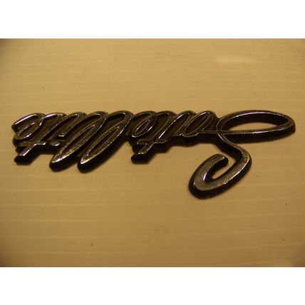 1971 1972 1973 1974 PLYMOUTH SATELLITE EMBLEM OEM #3505020