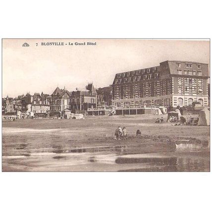 14 - Blonville sur mer - Le grand hôtel