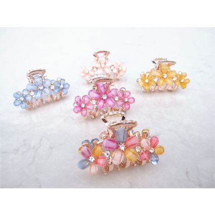 Small gold metal flower crystal hair claw bridal clip