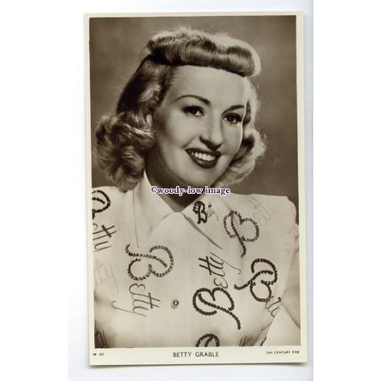 b6029 - Film Actress - Betty Grable, Picturegoer Series, No.W.527 - postcard