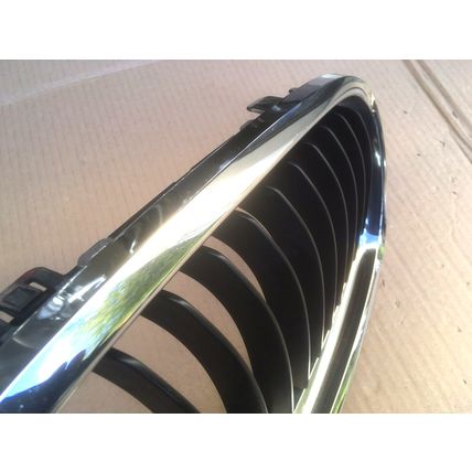 BMW 3 SERIES E90 E91 CHROME KIDNEY GRILL O/S RH RIGHT 2005 - 2011 Genuine BMW