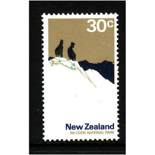 NEW ZEALAND 1971 SG 931 30c MOUNT COOK U/M MINT