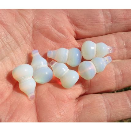 6 Opalite Glass Beads 18mm Bottle Shaped .75x.375 bd029