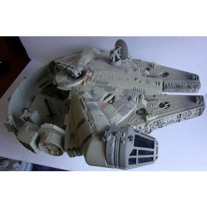 STAR WARS ' MILLENIAL FALCON ' (1995)