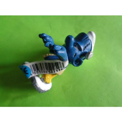Frankenstein Smurf with label