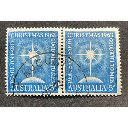 AUSTRALIA 1963 SG 0361 USED PAIR