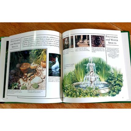 The Water Garden. Lance Hattatt. Parragon Publishing 1998 Hardback.