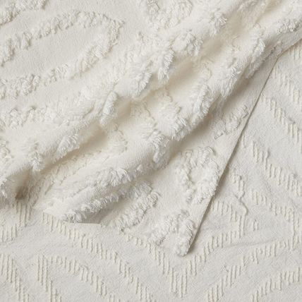 Beatrice Home Fashions-Wedding Ring Chenille-Standard Sham-Ivory-20" x 26"-NEW