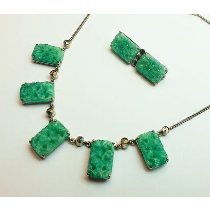Vintage 1930s Art Deco Czech Green Peking Glass Necklace & Brooch Jewellery Set