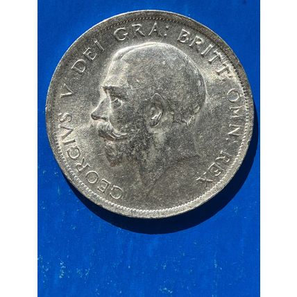 GB 1919 SILVER HALFCROWN (OR 2/6) COIN KING GEORGE V. IN GOOD VF/EF GRADE.