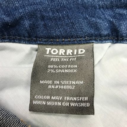 Torrid High Rise 5" Stretch Denim Shorts Size 18 Distressed Button Fly Blue