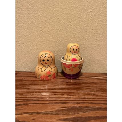 Authentic Handmade Vintage Russian Wooden Nesting Doll (6 Dolls in Total in 1)
