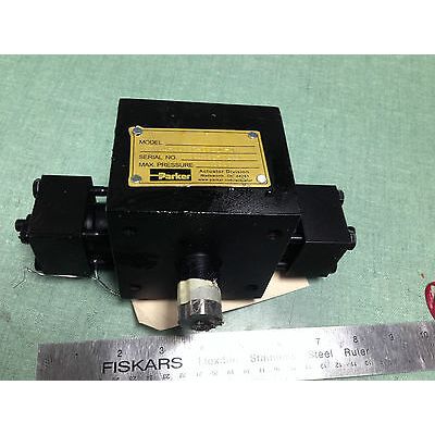 NEW PARKER HTR 9-0903C-CH62V-A ACTUATOR MOTOR,Ck
