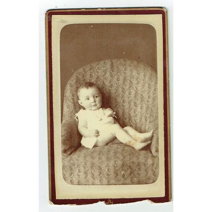 Victorian cdv photo baby Rennes France photographer