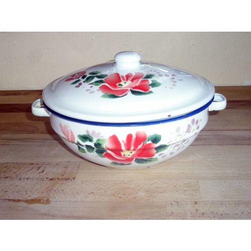 Shabby Chic Bumper Harvest Chinese Enamel Covered Pan