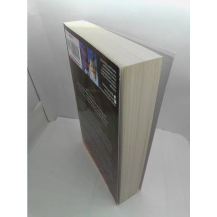 Ann Cleeves 4 Vera PBs Sea Gull / Harbour Street / Glass Room / Moth Catcher