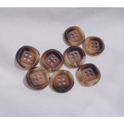 L8 Brown Marbled Buttons 8 Pieces 3/4 Inch 20mm Resin