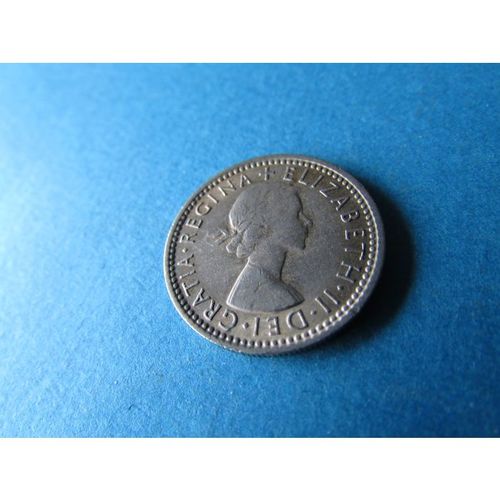 1963 QUEEN ELIZABETH II SIXPENCE. AJ