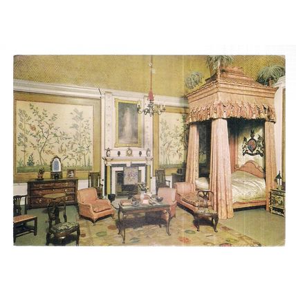 QUEEN MARY'S DOLLS HOUSE, Windsor Castle used vintage postcard Pitkin (a) 1970 /