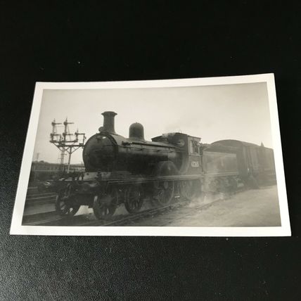 Elgin Goods Yard 62265 D40 British rail Steam Train shunting at elgin Photo VGC