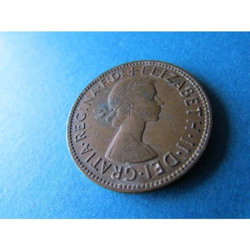 1957 QUEEN ELIZABETH II HALFPENNY - COIN - 3 FREE POST. AAY