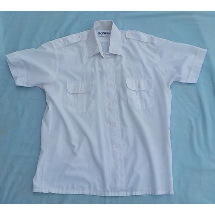 VINTAGE MEN'S COLLARED SHORT SLEEVED FULL BUTTONED SHIRT. ROCA , WHITE