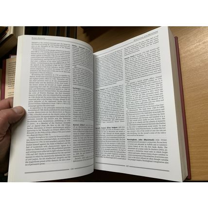 1993 THE CAMBRIDGE GUIDE TO LITERATURE IN ENGLISH HEAVY 2kg HARDBACK BOOK (P10)