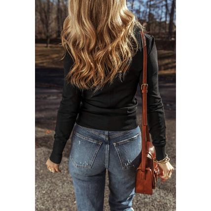 Black Solid Color Slim Fit Lightweight Crew Neck Sweater
