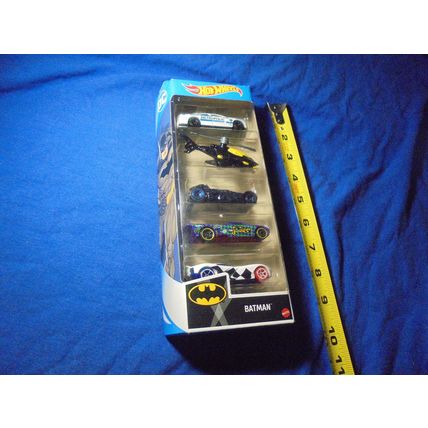 HOT WHEELS BATMAN Five Vehicle Diecast Set!! $18.00 Shipped!!