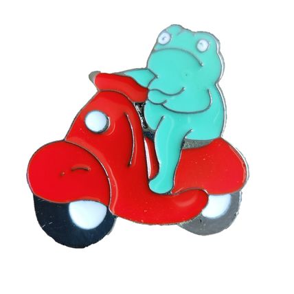 Frog on a Scooter Enamelled Pin Badge Brooch Metal 2.5 cm x 2.5 cm BA75