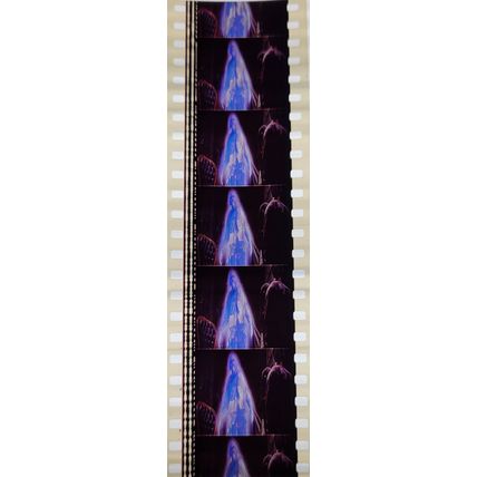 Pk DAU - B - MIX - e 0118N . - 1 STRIP OF 5 - 35MM FILM CELLS. ( )