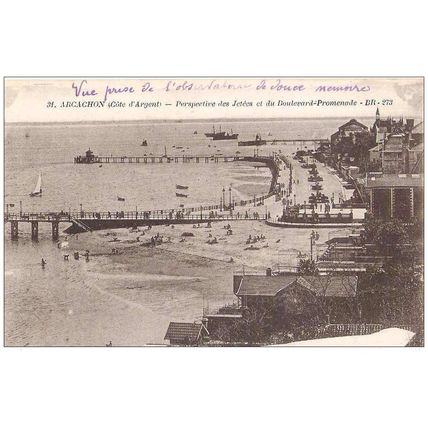 33 - ARCACHON - perspective des jetées et du boulevard promenade