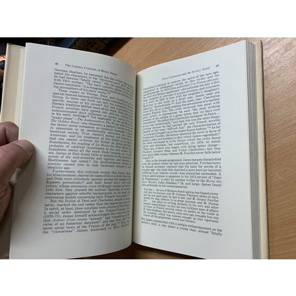 1981 "THE LITERARY CRITICISM OF HENRY JAMES" USA HARDBACK BOOK (P4)
