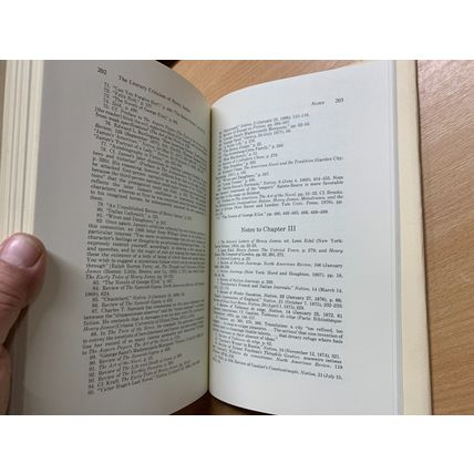1981 "THE LITERARY CRITICISM OF HENRY JAMES" USA HARDBACK BOOK (P4)