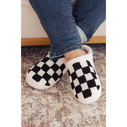 Black Checkered Print Fuzzy Slip On Winter Slippers