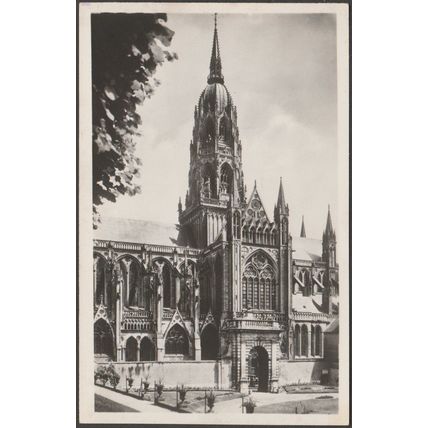 La Cathédrale, Bayeux, c.1940s - Belfrance Photo CPSM